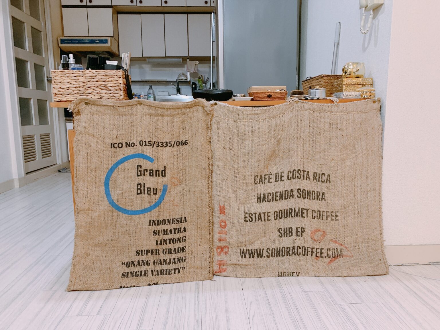 【コーヒー豆の麻袋】インテリアにオシャレ活用! | FOR